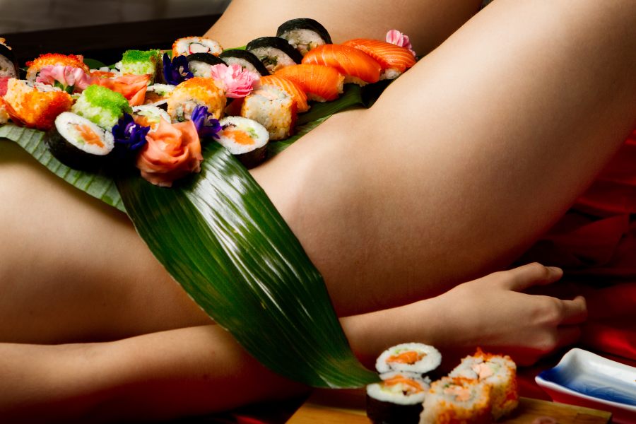 Улетная вечеринка с голыми девушками японками